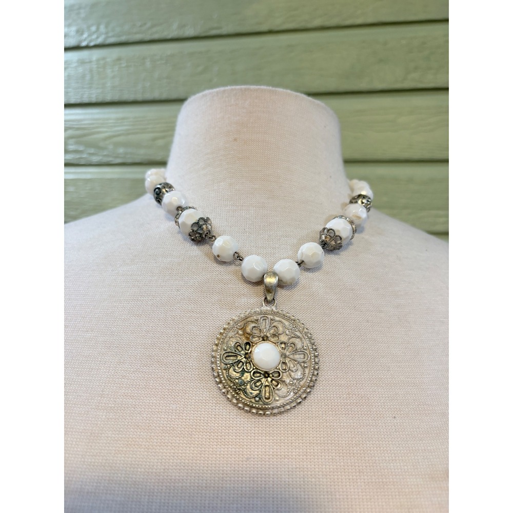 Vintage White Milk Glass Beaded Necklace Silver Tone Filigree Medallion Pendant